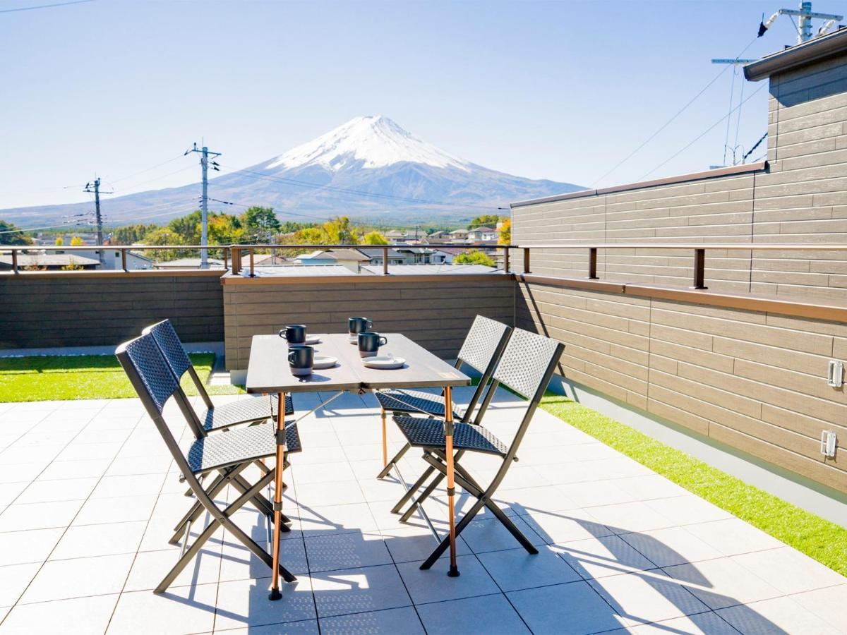 פוג'יקאוואגוצ'יקו Rakuten Stay Fuji Kawaguchiko Station - Japanese Modern Villa Mt Fuji View 107 מראה חיצוני תמונה